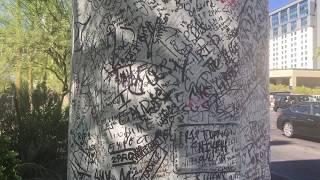 Tribute tree Tupac Amaru Shakur's murder scene 96-2018 Las Vegas Flamingo Road & Koval Lane