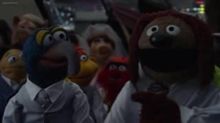 Muppets Most Wanted Sean and Sam say Goodbye