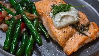 Baked Salmon With Dill Sauce and Green Beans