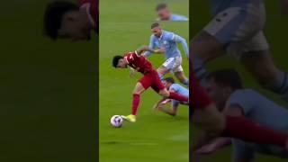 Luis Diaz destroyed Walker  #football #trending #edit #liverpool