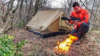 OVERNIGHT Hunting in Survival Emergency Tent Shelter 4K Bushcraft video