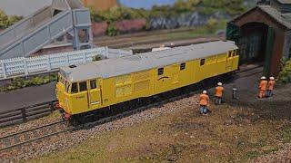 Hornby R3745 Class 31 "Driver Dave Green" : Repair Request