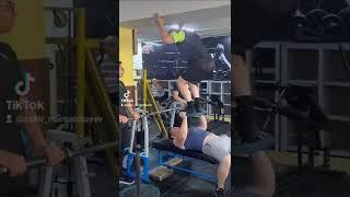 трюк от Закира Найманбаева