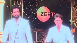 IIFA 2024 Film Awards Final King Khan Sharuk and Vicky Koushal hosting making laughs | amazing combo