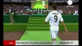 Cristiano Ronaldo presentation - Ronaldo comes in