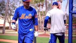 WATCH: Tim Tebow takes the field at New York Mets spring training