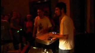 UNU'  Vs . Dj Dox, Vexatu Vexx, & Ati @ The Web Club (2003)