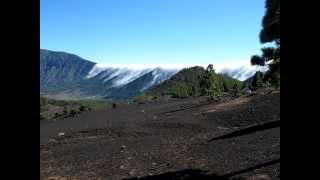 Wolkenwasserfall über die Cumbre Nueva 276s