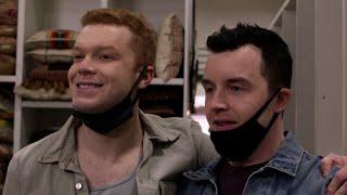 Gallavich 11x07 (scene 4) “We Love Anderson Cooper”