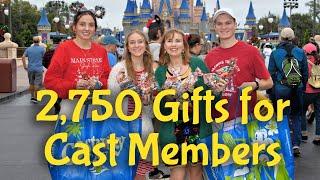 Christmas Day at Disney World 2023 - Cast Member Christmas Highlights