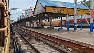 VIJAYAWADA JUNCTION RAILWAY STATION ON BOARD ARRIVING & DEPARTING VSKP-KOLLAM SPL EXPRESS TRAIN