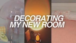 DECORATE MY NEW ROOM WITH ME! | Cleaning + Organizing!