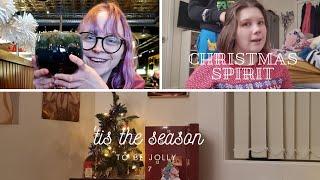 getting into the christmas spirit (trees, advent calendar, drinking 18+) Vlogmas 1 || sage milligan