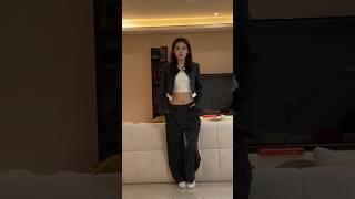 #喻言世界的打開方式 用太空步下個班兒 #Blackkey The way to fathom the World of Yu YanOff work with moonwalks