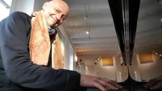 Love by Peter Trayhurn accompanied by Markus