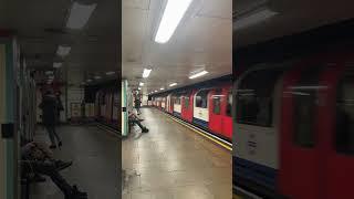 MileEnd station #londonvlog #like #subscribe #share