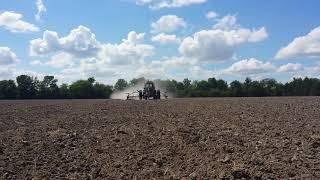 IH 1456 Field Cultivating