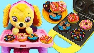 Feeding Paw Patrol Baby Skye DIY Play Doh Donut Desserts!