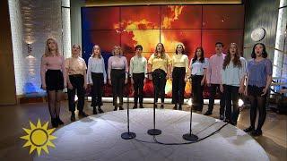 Valborg med Rytmus Vocal group – "Uti vår hage"  - Nyhetsmorgon (TV4)