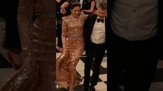 Dancing Queen! Queen Mary of Denmark stuns in dazzling pink Jenny Packham gown #queenmary #shorts