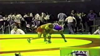 1990 Senior World Championships: 68 kg Ludwig Kueng (SUI) vs. Ibo Oziti (NGR)