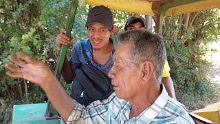 Regresamos a casa en el tractor de don calin.