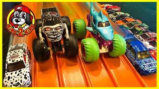 MONSTER TRUCKS VS RACE CARS - Our FAVORITE Monster Jam & Hot Wheels Racerverse RACING COMPILATION