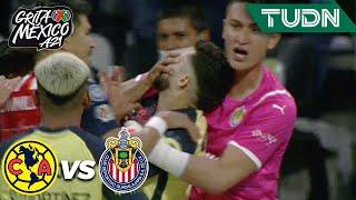 ¡SE CALIENTAN! Piquete de ojo y dos broncas | América 0-0 Chivas | Grita México AP2021 - J10 | TUDN