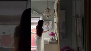 Picture rails will always be one of my favorite ways to hang art #diyhome #interiordesign #homedecor