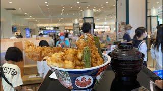 Japanese Food Court at Tokyo Shopping Mall