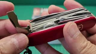 Victorinox Swiss champ SAK | Leather pouch | FAKE comparison review