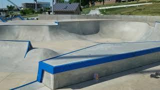 America's Largest Outdoor Skatepark Review - Des Moines Iowa - Lauridsen Skatepark - 88k sq ft