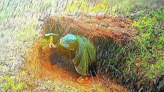 Camping alone. Strong storms. Construction of survival shelter. Bushcraft. Camping in the rain