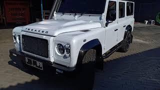 Land Rover Defender Tweaked