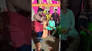 kinnar ko nariyal for kar pilaya apna mathe par se  :- #viralvideo #shorts #likeandsubscribe