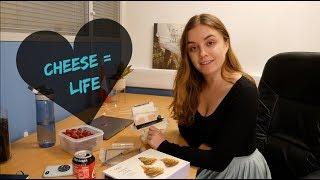 Foreigner tries the best British cheese! | Living in the UK