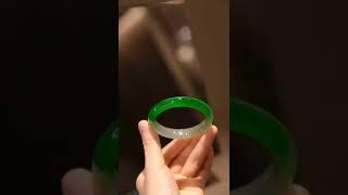 #翡翠#jade#玉#赌石#jadeite#缅甸翡翠#珠寶直播#玉石#玉器#翡翠手镯#feicui，24小时直播哦~满足您对翡翠的特殊爱好~