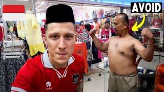 CRAZY Market Hunt in Jakarta’s Largest Fake Market  $10 TIMNAS Shirt