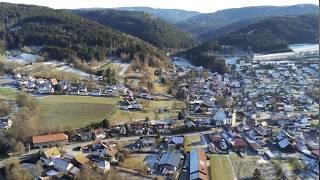 Drohnenflug über Zeyern