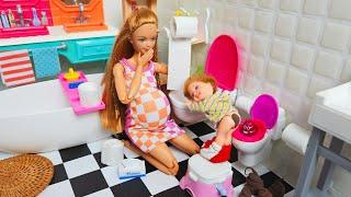 Barbie Midge & Ken Doll Family Morning Routine / Barbie Get Well Routine  / 바비 배탈났어요! 웃긴 인형놀이 상황극