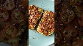 HIGH PROTEIN VEGAN AVOCADO TOAST  #veganuary #avocado #breakfast #veganbreakfast #protein