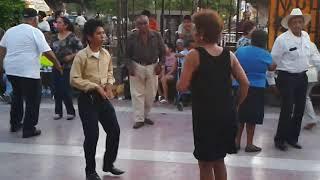 CARMEN GOMEZ FLORES -PLAZA DE ARMAS DE TORREÓN, COAHUILA.