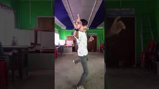 Hauli Hauli Nepali Version #funny #dance #trending #haulihaulidance  #trending #nepali #akshaykumar