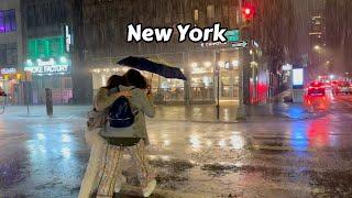 Walking In The Rain At Night - Umbrella And City Sounds For Sleep & Relaxation