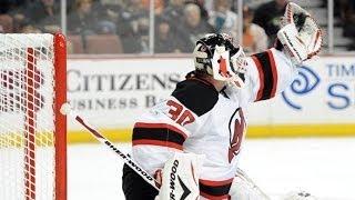 Martin Brodeur robs Couture from point-blank