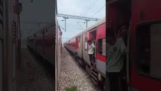 Lokmanya terminal & Pune superfast rajdhani