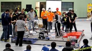 Trash Torque 3903 & Spare Parts 5256 win Match 1 of Finals (Cougars robot goes rogue)