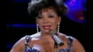 Shirley Bassey - After The Rain (w/ Richard Hawley) (2009 Live at Electric Proms)