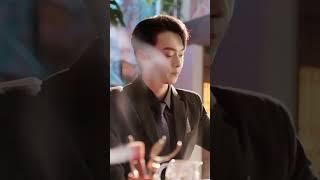 許凱版韓廷：禁慾系總裁，一開撩就沒人能逃得掉！#你比星光美丽 #谭松韵 #许凯 #shorts #甜宠 #drama