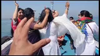 Boat Masti In Arabian Sea l Dwarkadhish Temple IThe Joshi Family